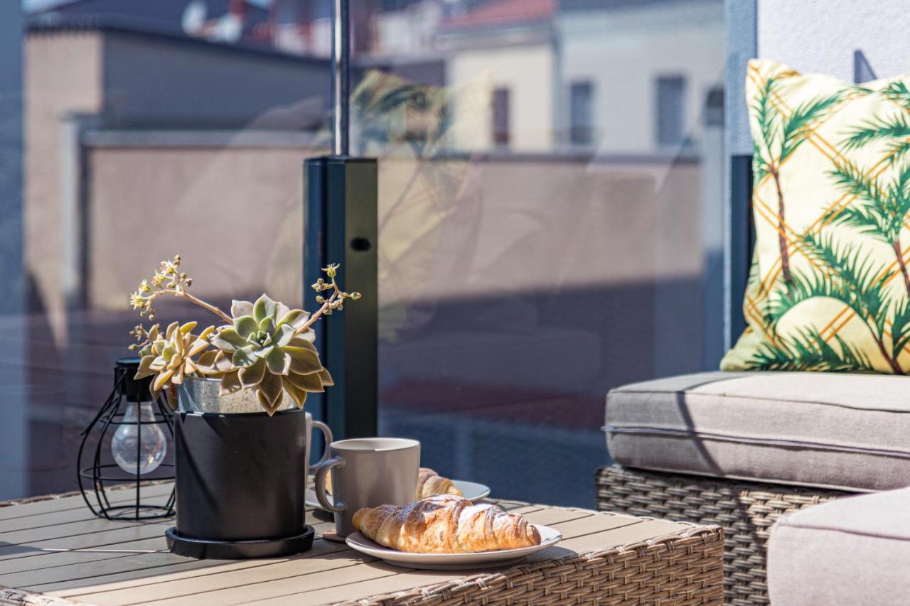 PUY Apartment M****, New City Apartment + Parking מראה חיצוני תמונה