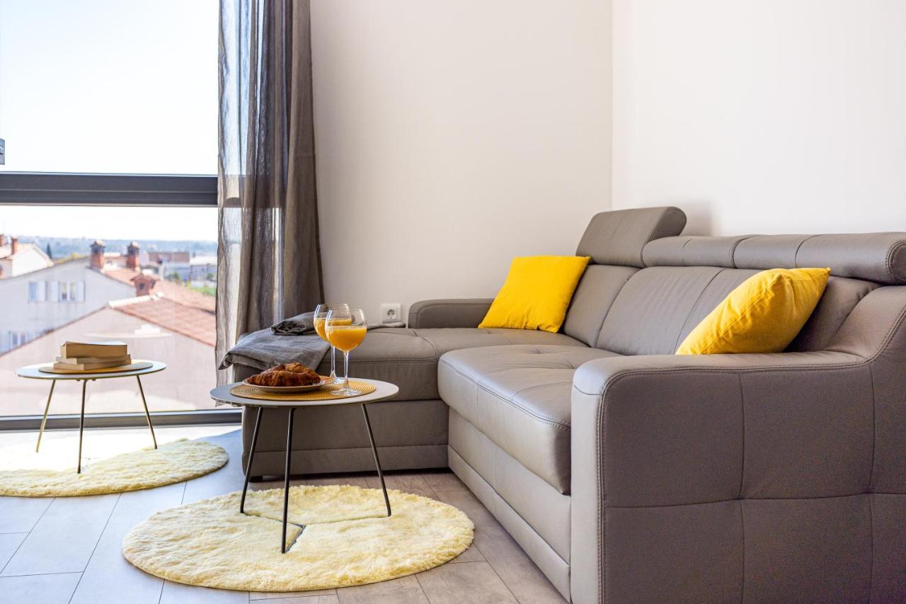 PUY Apartment M****, New City Apartment + Parking מראה חיצוני תמונה